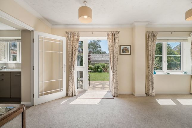 7 River View Lodge, 7 Manygate Lane, Shepperton photo 5