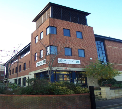 Office to let in Clarendon House, Clarendon Road, Redhill