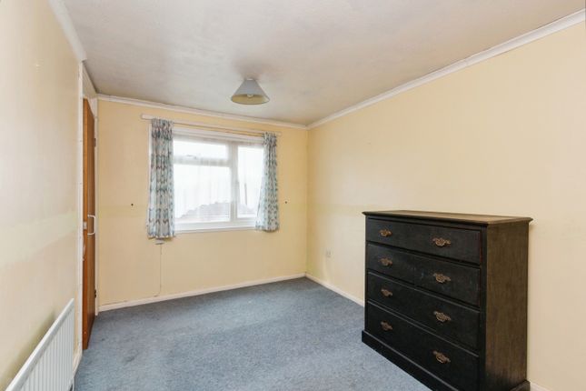 Terraced house for sale in Hereford Road, Basingstoke, Hampshire