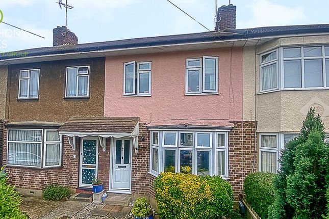 Terraced house for sale in Meadway, Hoddesdon
