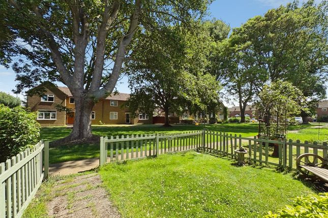 14, Blenheim Road, HUNTINGDON photo 2