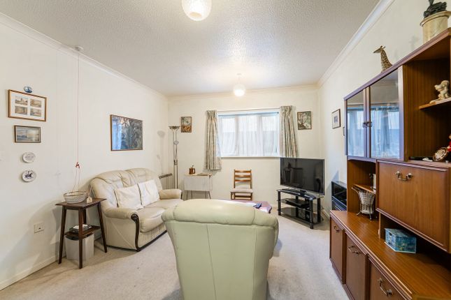 Birnbeck Court, Carlton Street, Weston-Super-Mare photo 3