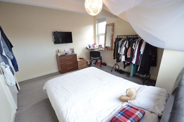 21 Mayville Street, Leeds photo 5