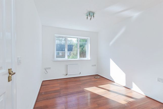 44, Strathern Road, Leicester photo 4