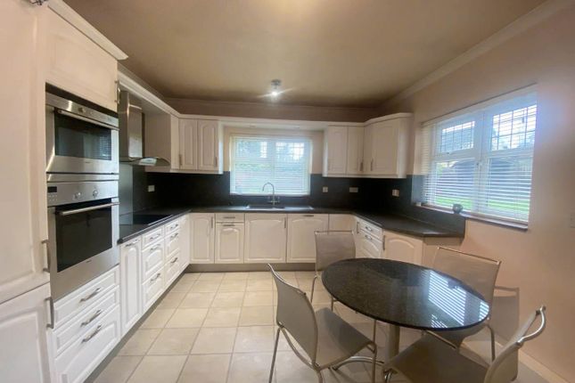 24 and 24a, Station Road, Melbourn, Royston photo 2