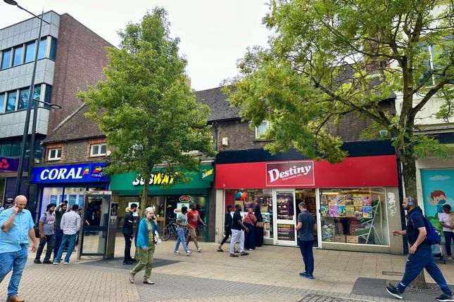 Thumbnail Retail premises for sale in 35, 37 &amp; 39 George Street, Luton, Bedfordshire