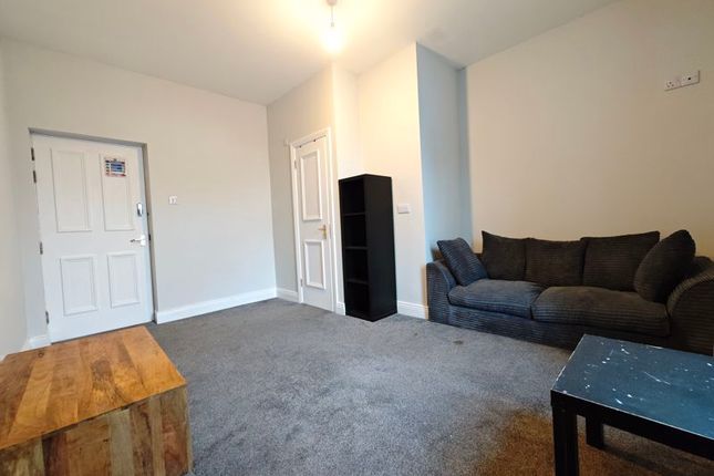Room 5,, 28 London Road, Carlisle photo 2