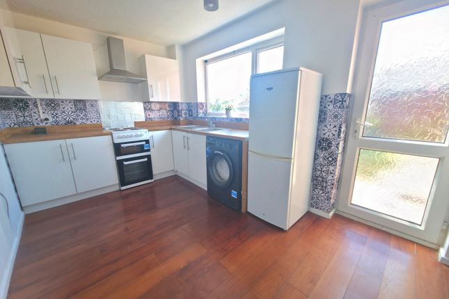 10, Kenwyn Green, Coventry photo 4