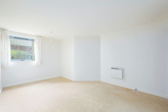 Flat for sale in Station Road, Plympton, Plymouth