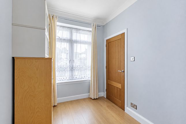 103, Eden Park Avenue, Beckenham photo 4