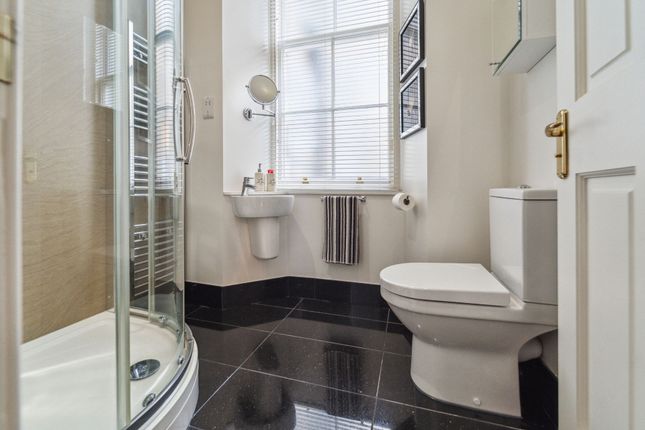 Flat for sale in Broughton Place, New Town, Edinburgh