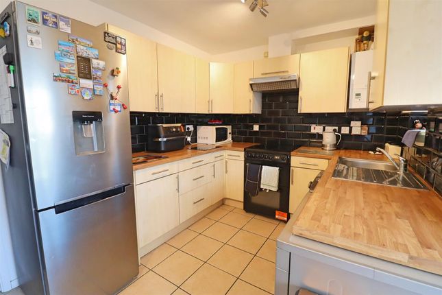 56, Deerleap Way, Braintree photo 3