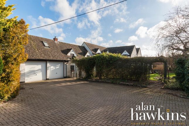 Detached house for sale in Vasterne Hill, Purton, Swindon