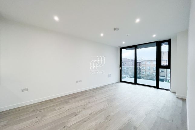 Thumbnail Flat to rent in Apartment 18, Plot3.23 Willowbrook House, Coster Avenue