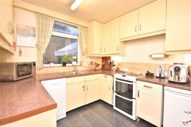 4, Ringwood Drive, West Yorkshire photo 4