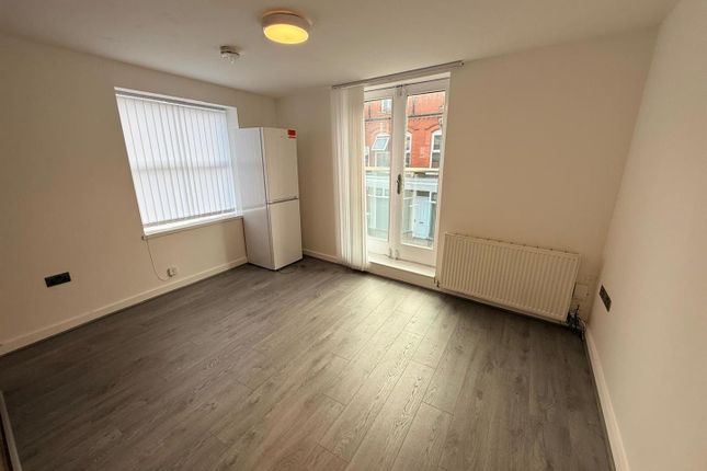 Flat, 1A, Mowbray Street, Stockport photo 3
