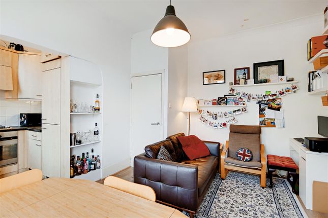 Thumbnail Flat to rent in Gauden Road, London