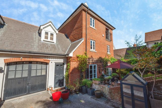 4, Watermans Way, Kent photo 3
