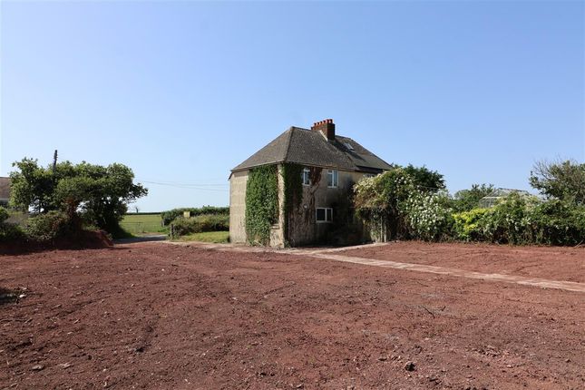 16, St Marys Park, Milford Haven photo 2