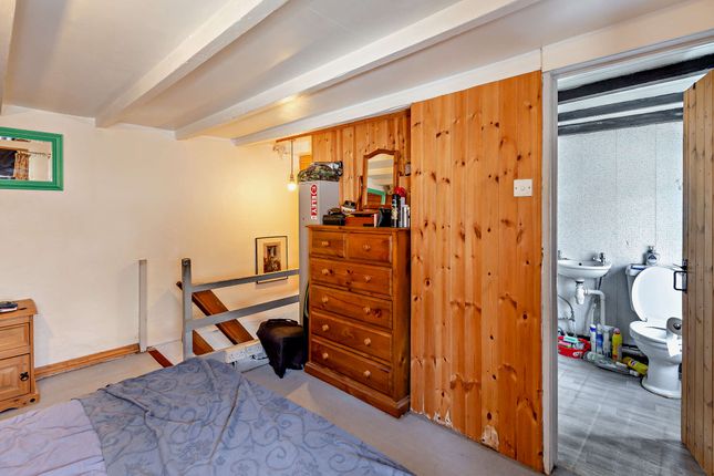 21, Queen Street, Lostwithiel photo 3