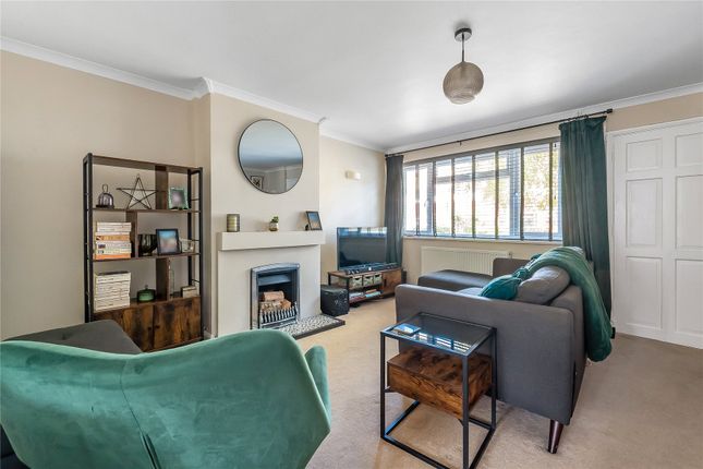 249, Grange Road, Surrey photo 2