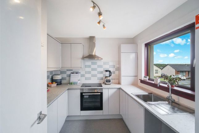 4, Bishopdale, East Kilbride photo 2