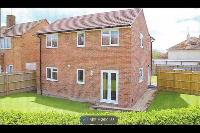 Top Floor Garden To Rear