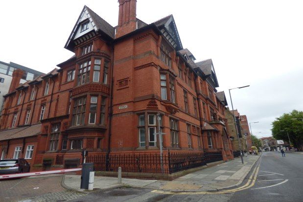 Flat to rent in Stowell Street, Liverpool