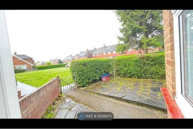 Cygnet Avenue, Feltham photo 2