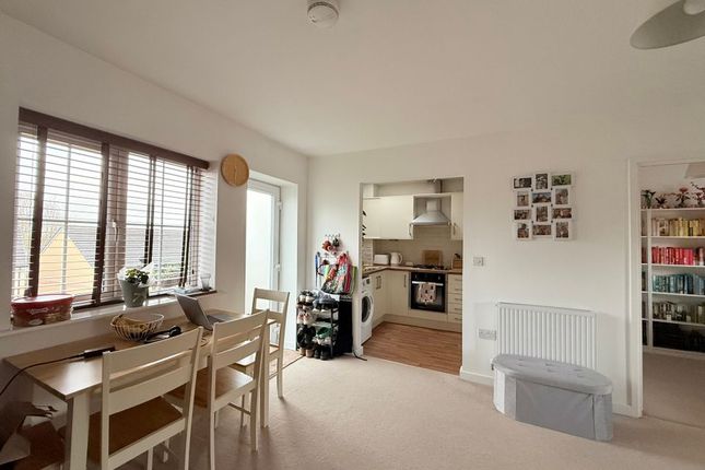 23, Crosstrees Royal Wootton Bassett, Royal Wootton Bassett photo 3