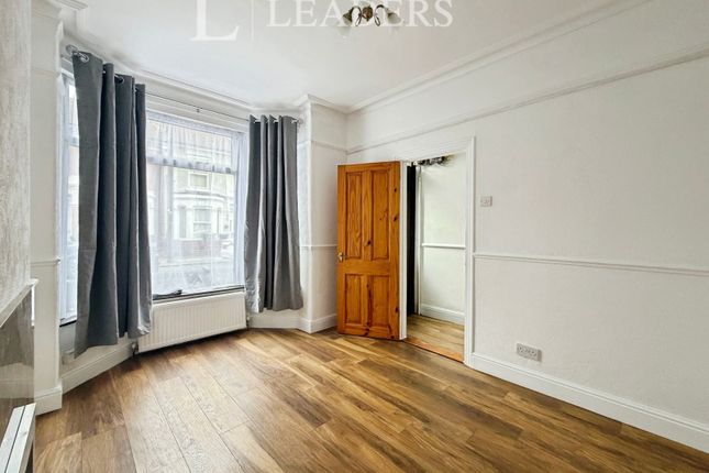 14, Mayhall Road, Portsmouth photo 2