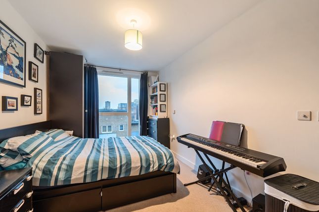 Flat for sale in Lace House, London