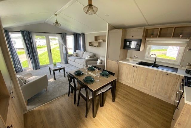 2-bed house on Ashbourne Heights Holiday Park, A515, Ashbourne, £95,995