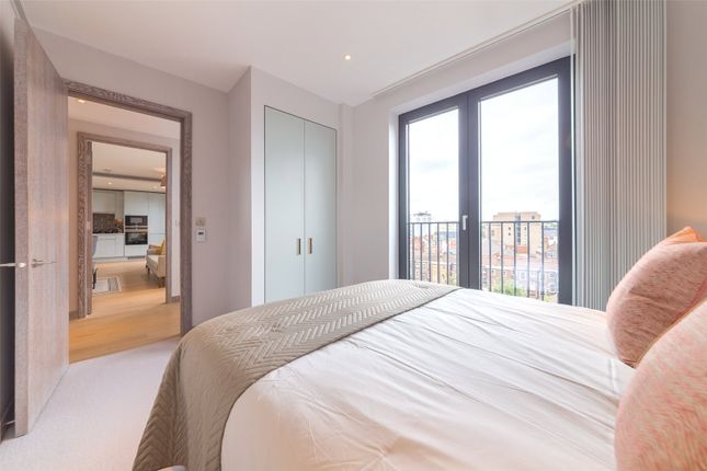 Flat for sale in Gowing House, 4 Drapers Yard, The Ram Quarter, Wandsworth