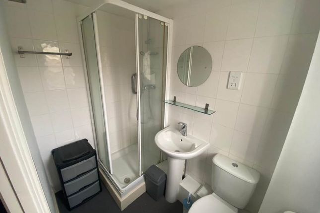Sillence Court, Upper King Street Royston photo 4