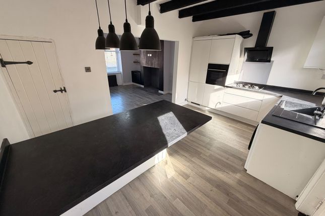12, Panton Street, Bolton photo 3