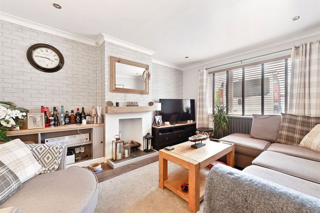 36, Kingsley Avenue, Cornwall photo 2