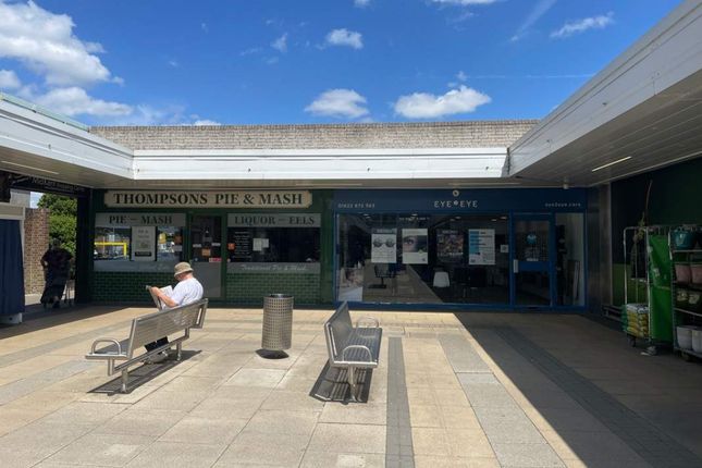 Retail premises to let in Unit 9, M Mid Kent, Maidstone