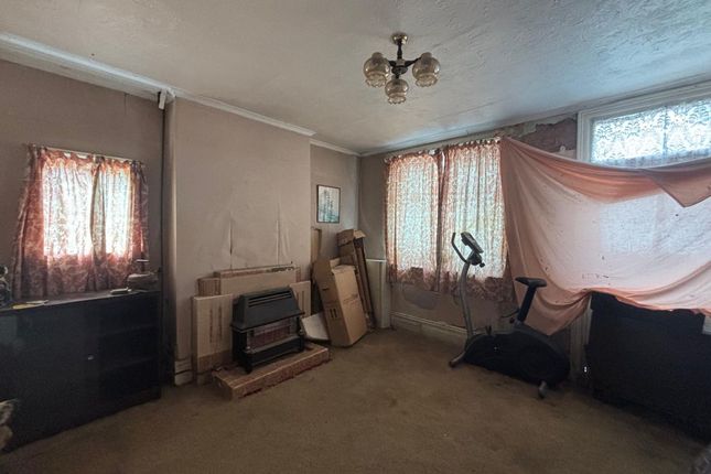 41 High Street, Stoke-On-Trent photo 3