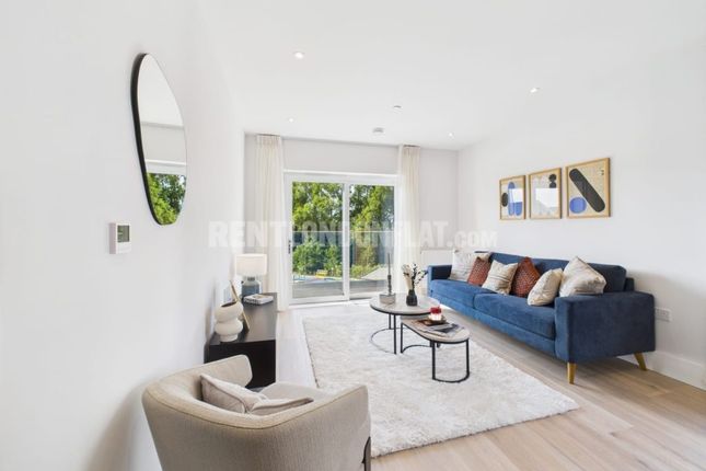 Fairhaven Drive, Reading photo 3