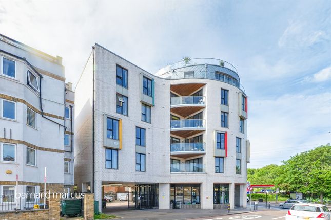 Flat 8, 2c, Cavendish Road, London photo 4