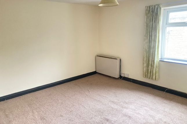 19, Dover Street, Lower Darwen photo 4