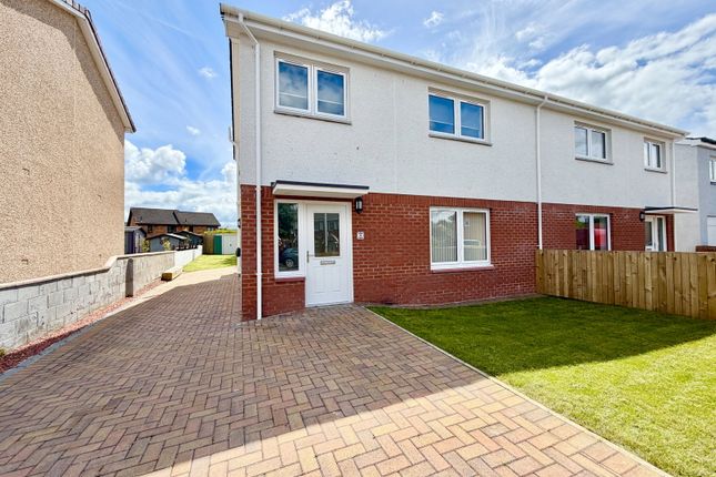 85, Broomage Crescent, Larbert photo 3