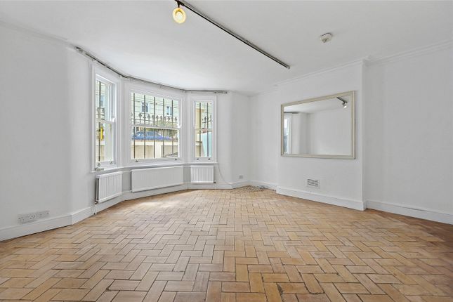 14, Caxton Road, London photo 3