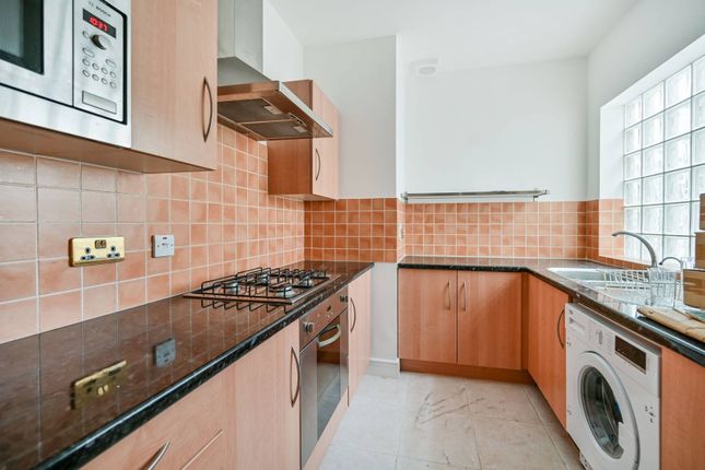 Thumbnail Flat to rent in Greystoke House W5, Ealing, London,