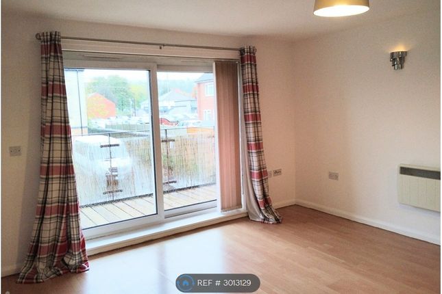 Apartment, Savoy Court Bradford Road, Stanningley, Pudsey photo 4
