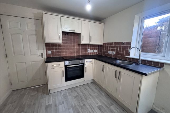 Flat 2, 33, Highland Road, Hampshire photo 3