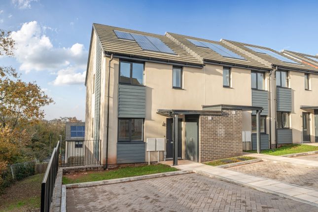 1375796-7-690Cdb8...