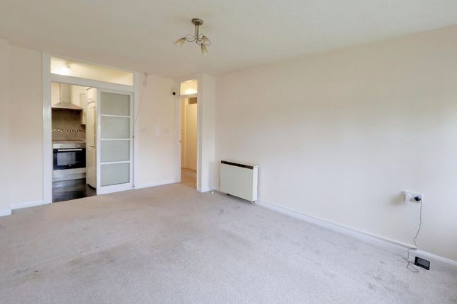 Flat 1, Beaumont Lodge Addington Road, West Wickham photo 4