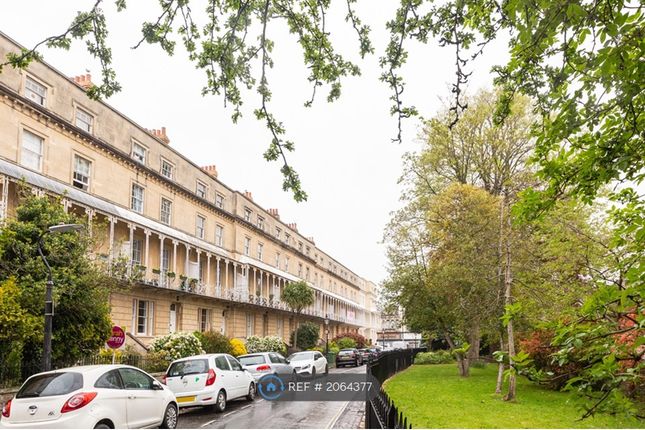 Flat to rent in South Parade Mansions, Clifton, Bristol